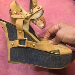 Guess by Marciano wedges